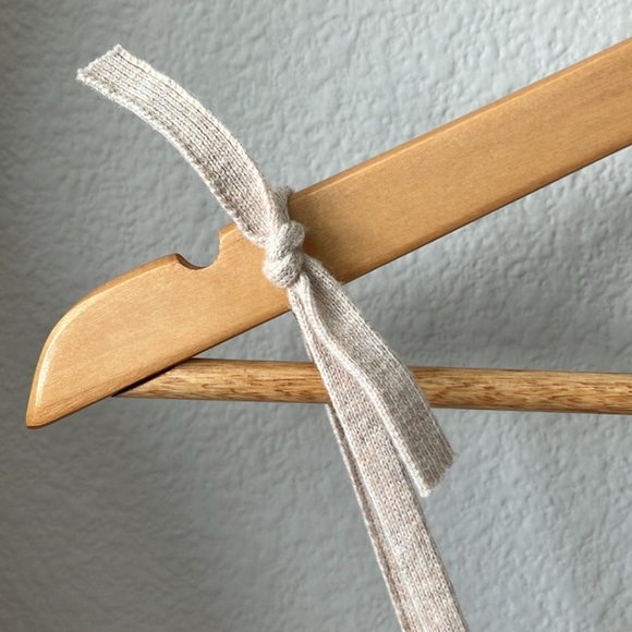 Oatmeal ribbed sleeveless maxi dress - Picture 4 of 5